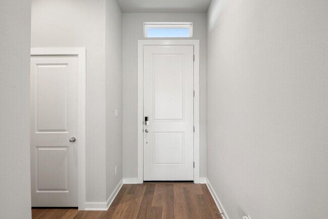 Building Photo - 2209 Grenache Dr