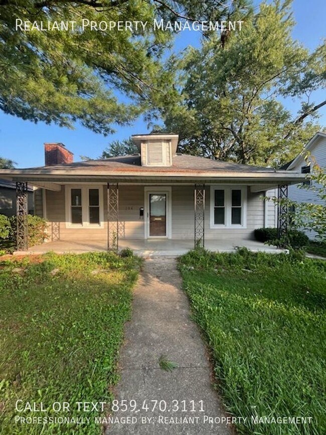 Primary Photo - 104 S Walnut St