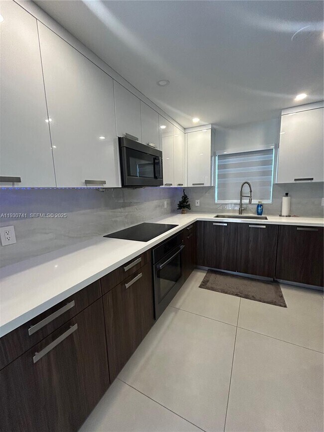 Building Photo - 7180 SW 11th St