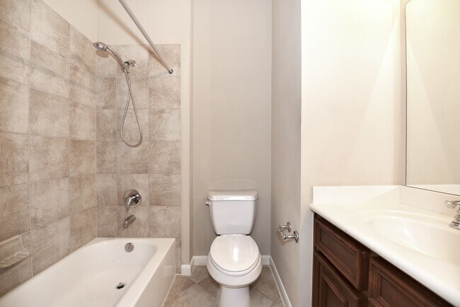 Building Photo - 26202 Basil View Ln