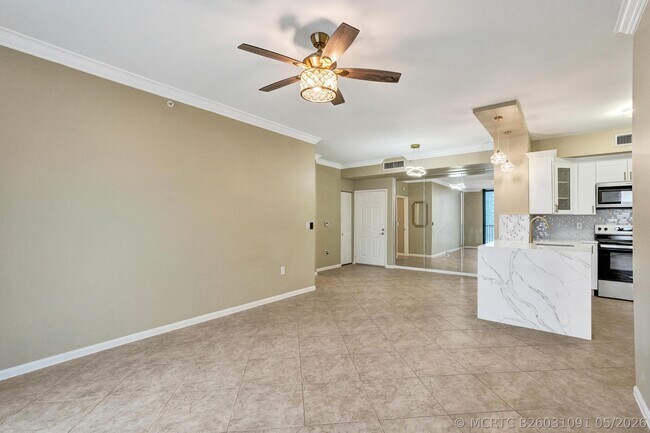 Building Photo - 651 Okeechobee Blvd