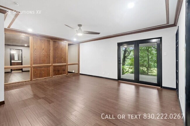 Building Photo - 28160 Windwood Dr E