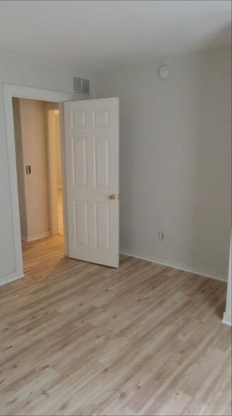 Building Photo - 1035 Maynard St