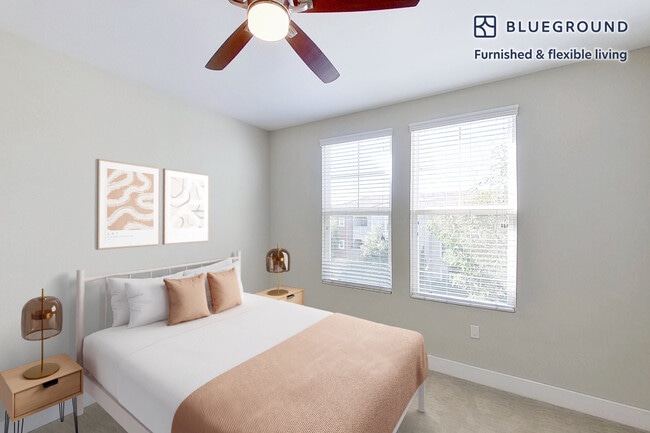 Building Photo - 1000 Lupine-SI FL2-ID12631A