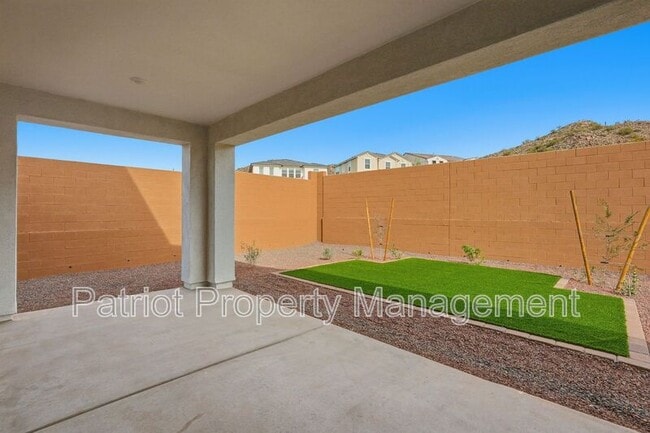 Building Photo - 6922 W Buckhorn Trail