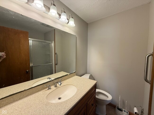 Building Photo - 1216 N Cherry St