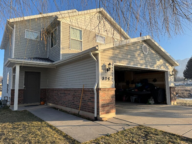 Building Photo - 336 W 200 S