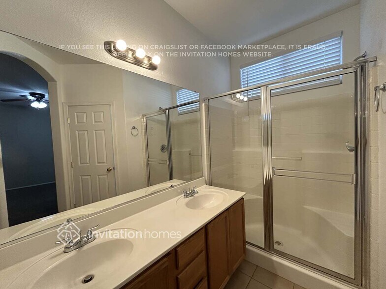 Building Photo - 3871 N 141st Dr