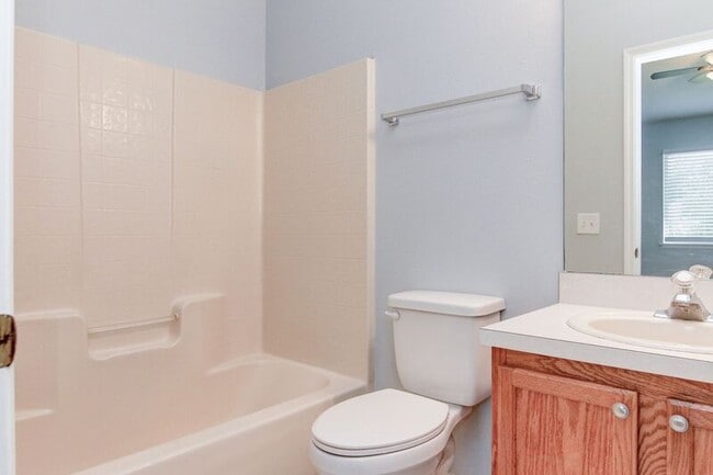 Building Photo - 403 Wilton Cir