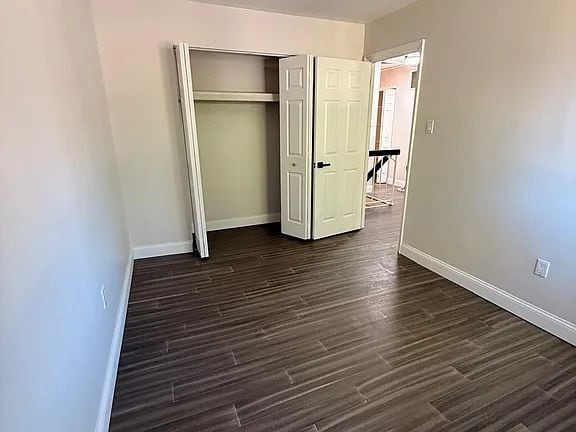 Building Photo - Welcome to this beautifully updated 3-bedroom, 2 full-bath 1400 sqft of modern living space.