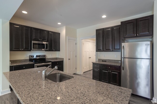 Building Photo - $750 SECURITY DEPOSIT! SECURE THIS DEAL NOW!