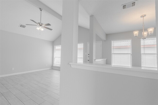 Building Photo - 13746 Vickston Ln