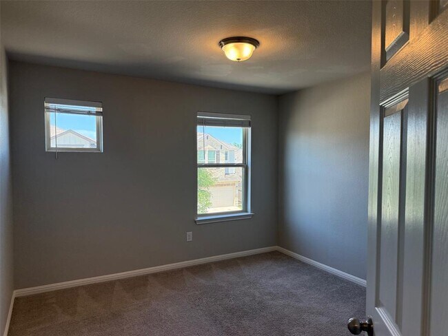Building Photo - 11905 Mercantile Ln
