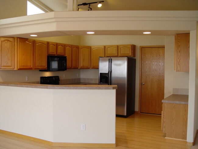 Building Photo - 4186 Cotopaxi Dr