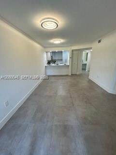 Building Photo - 15535 Miami Lakeway N