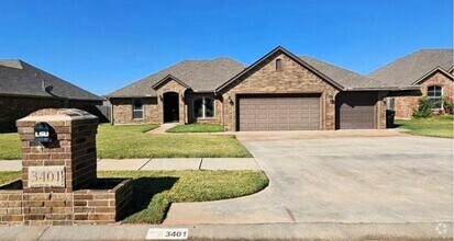 Building Photo - 3401 Ashton Dr
