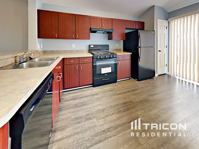 Building Photo - 7520 Oxford Garden Cir