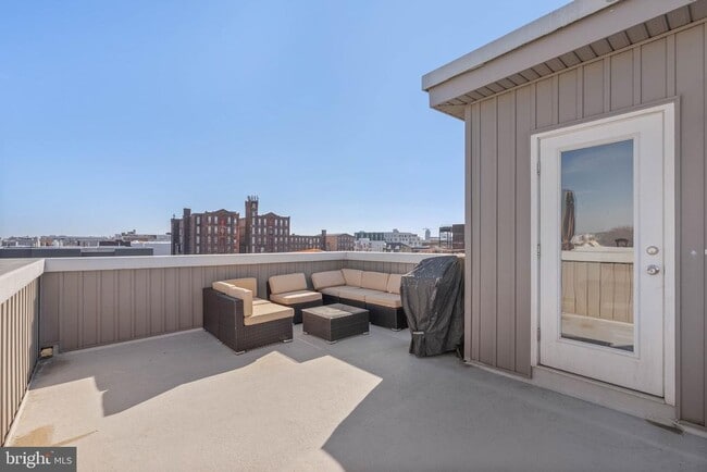 Building Photo - 1753 N Marshall St