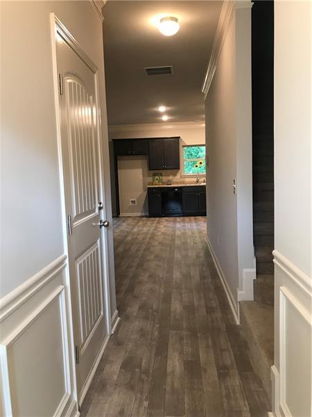 Building Photo - 343 Turtle Creek Dr