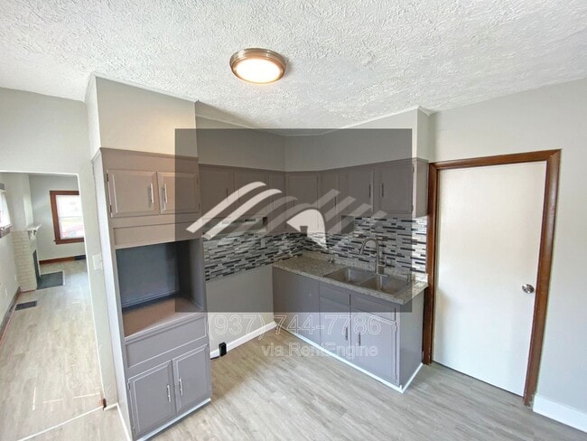 Building Photo - 115 Northwood Ave