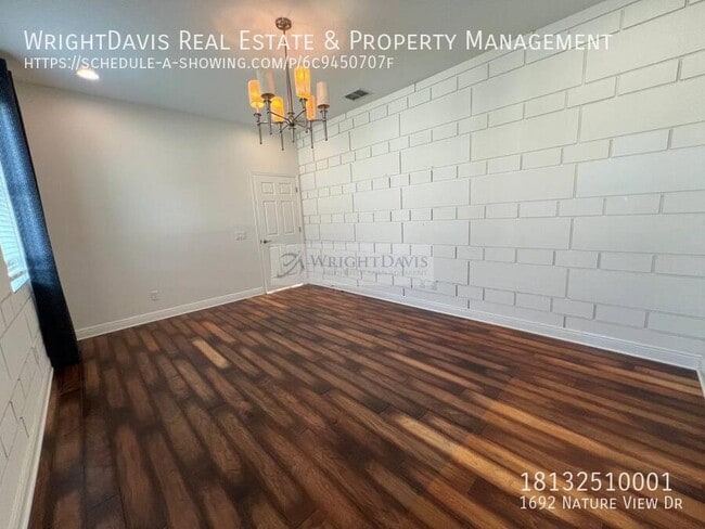 Building Photo - 1692 Nature View Dr