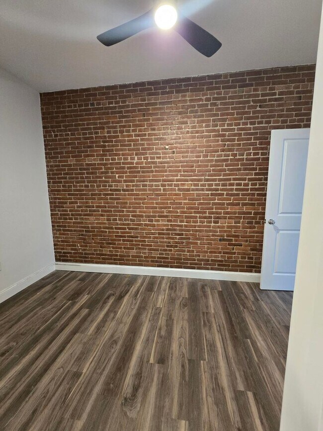 Building Photo - Jenkins Block Whitman LLC