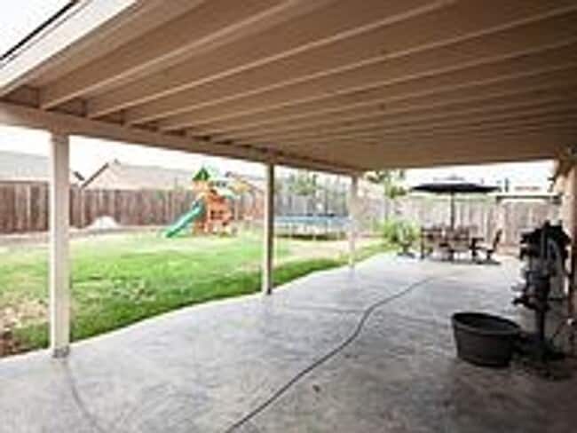Building Photo - Beautiful Granville Managed 3 Bedroom 2 Ba...