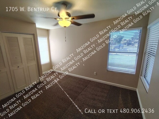 Building Photo - 1705 W Bentrup Ct