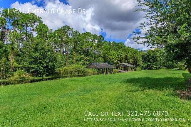 Building Photo - 10831 Emerald Chase Dr