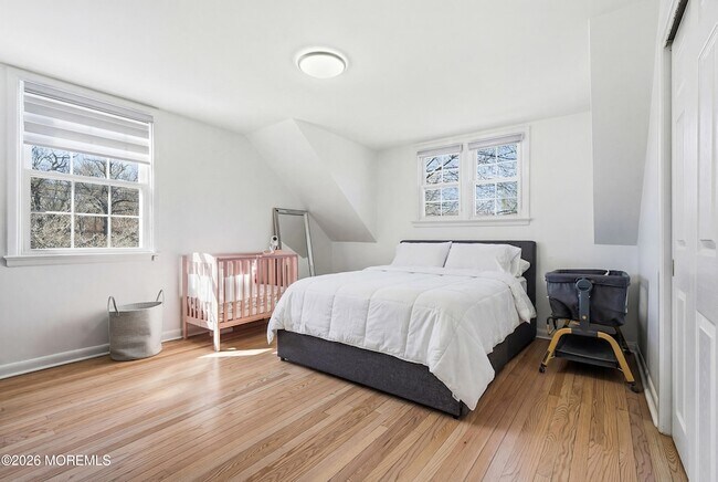 Building Photo - 227 Chatham Ave