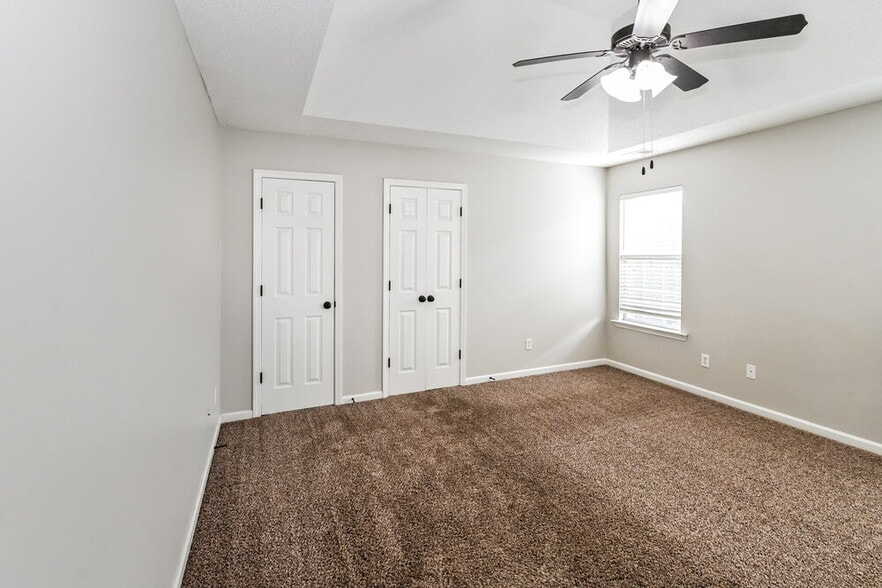 Building Photo - 316 Vaiden Ridge Dr N