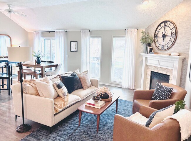 Building Photo - Home For Rent In Papillion