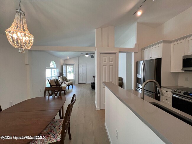 Building Photo - 1683 Cape Palos Dr