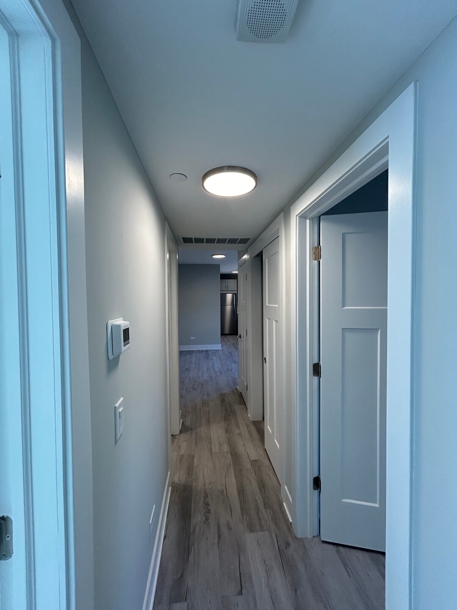 Building Photo - 1131 Oak Ave