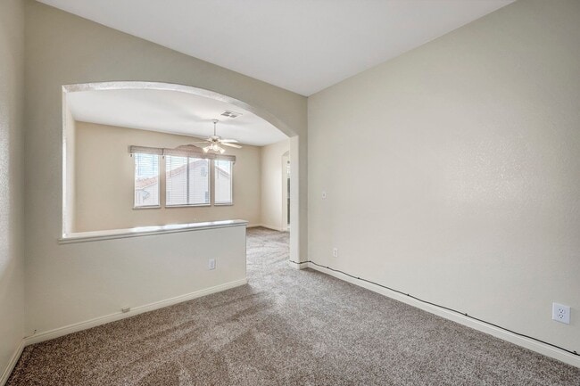 Building Photo - Beautiful Summerlin Hills Two Story 4 Bedr...
