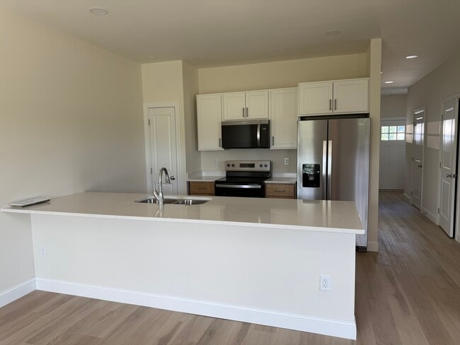 Building Photo - 499 S 100 E