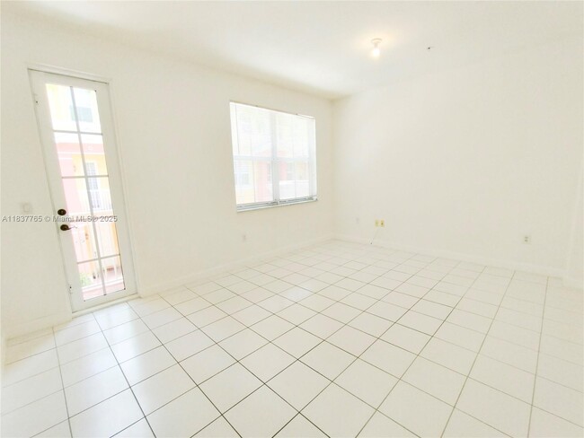 Building Photo - 3603 Shoma Dr