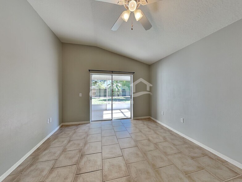 Building Photo - 10519 Sedgebrook Dr