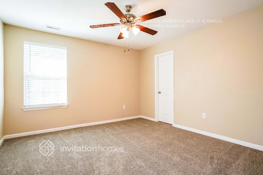 Building Photo - 6105 Watsonia Dr