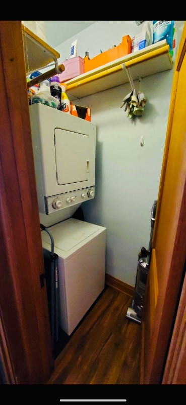 Building Photo - 2118 W Warner Ave