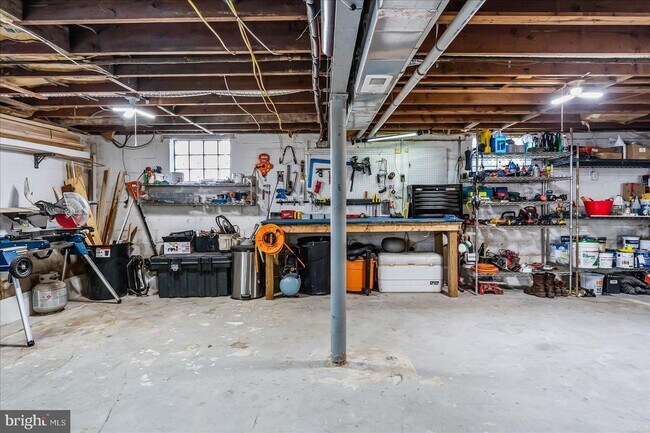 Building Photo - 6934 River Drive Rd