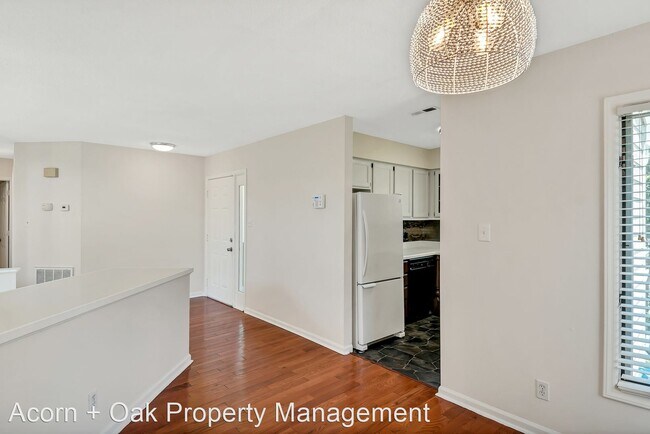 Building Photo - 2 br, 2 bath House - 4407 Beechnut Ln.