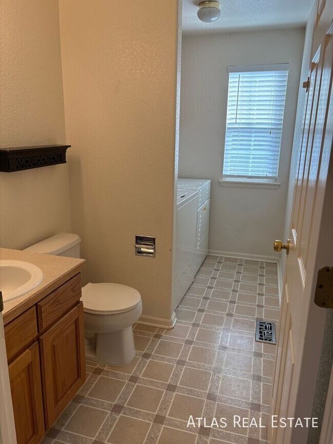 Primary Photo - 1071 Thornbury Pl
