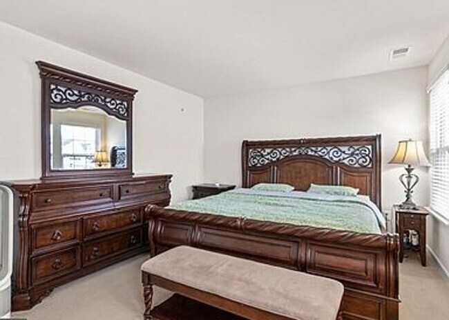 Building Photo - Gorgeous 4BR/2.5BA located in Warrington! Available NOW!