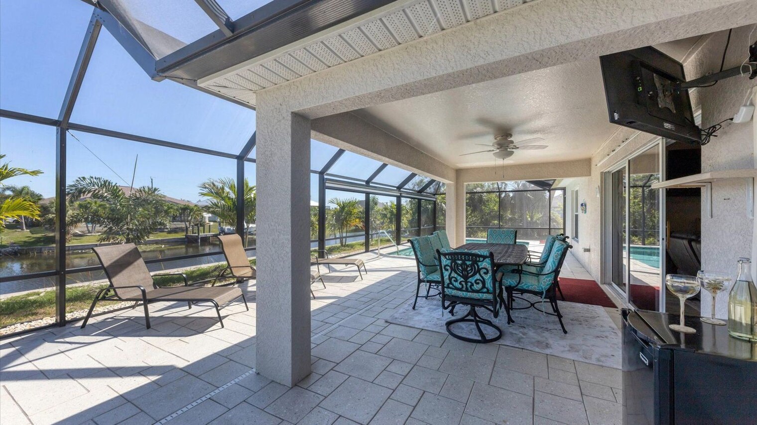 Building Photo - 14400 Fort Myers Ave