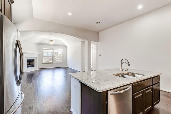 Building Photo - 2918 Diego Dr