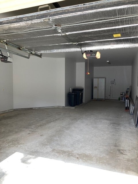 Building Photo - 3238 Enclave Ln