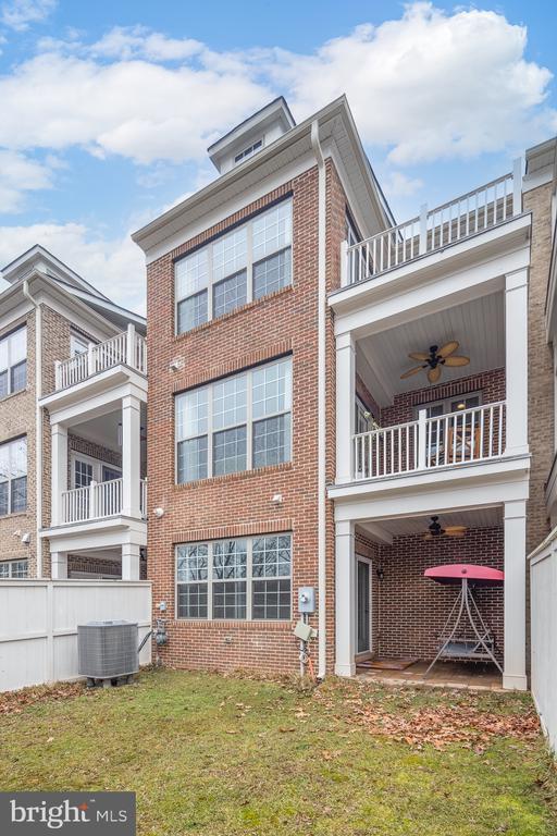 Building Photo - 7933 Turtle Crk Cir