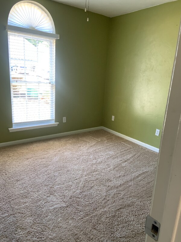 Building Photo - 2871 Alexis Ln