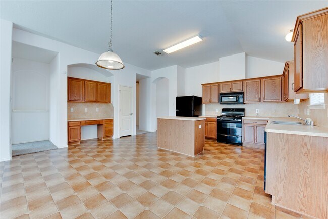 Building Photo - 18535 Melissa Springs Dr